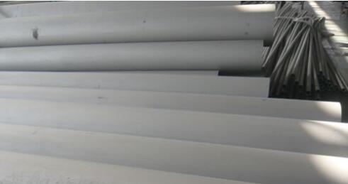 Study on extrusion process of UNS S32750 super duplex stainless steel seamless pipe